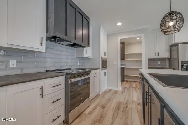 $284,900 | 1565 Rheatown Road, Chuckey, TN 37641