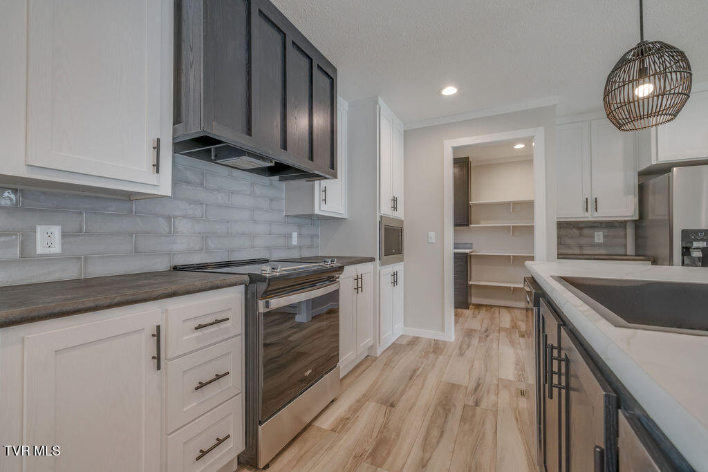 1565 Rheatown Road Chuckey, TN 37641 - Photo 11 of 43 011