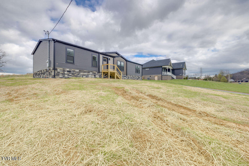 1565 Rheatown Road Chuckey, TN 37641 - Photo 2 of 43 002