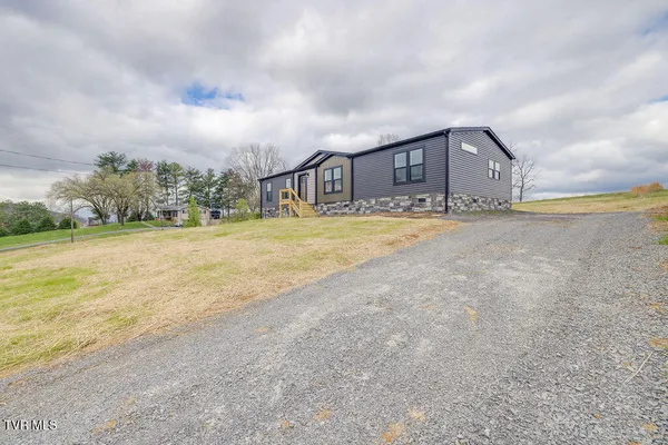 $284,900 | 1565 Rheatown Road, Chuckey, TN 37641