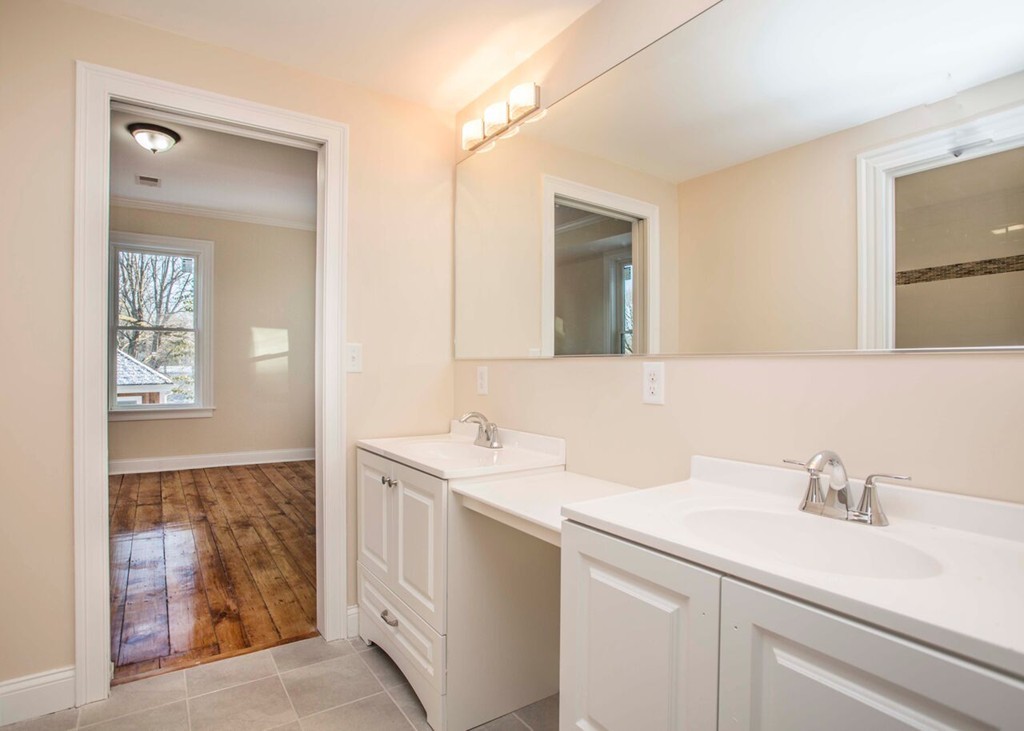 28 Mercer Road Needham, MA 02494 - Photo 16 of 26