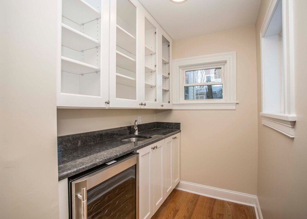 28 Mercer Road Needham, MA 02494 - Photo 10 of 26