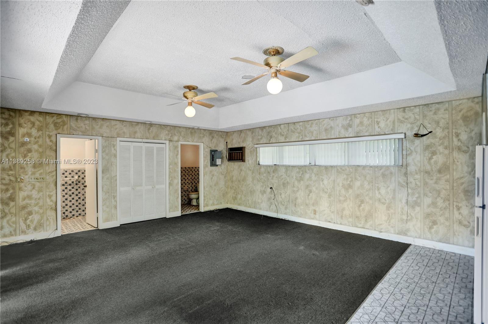 837 Washington Street Hollywood, FL 33019 - Photo 14 of 65