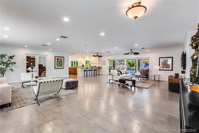 $5,300,000 | 130 Solano Prado, Coral Gables, FL 33156