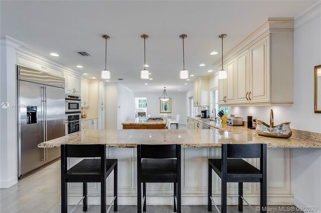 $5,300,000 | 130 Solano Prado, Coral Gables, FL 33156