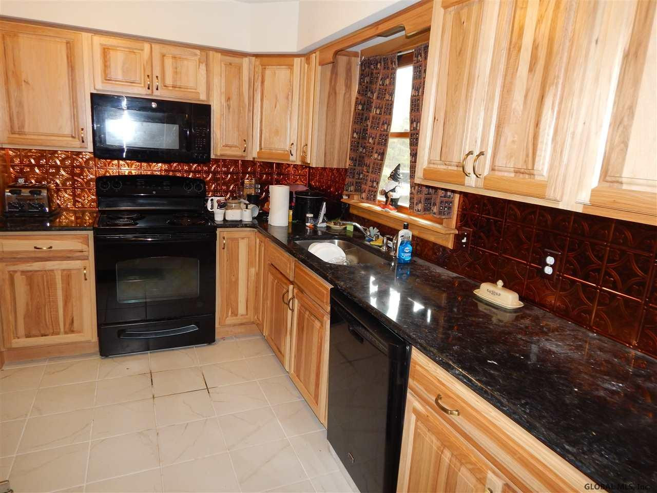 439 Stage Road Charlton, NY 12019 - Photo 4 of 15 Photo 4
