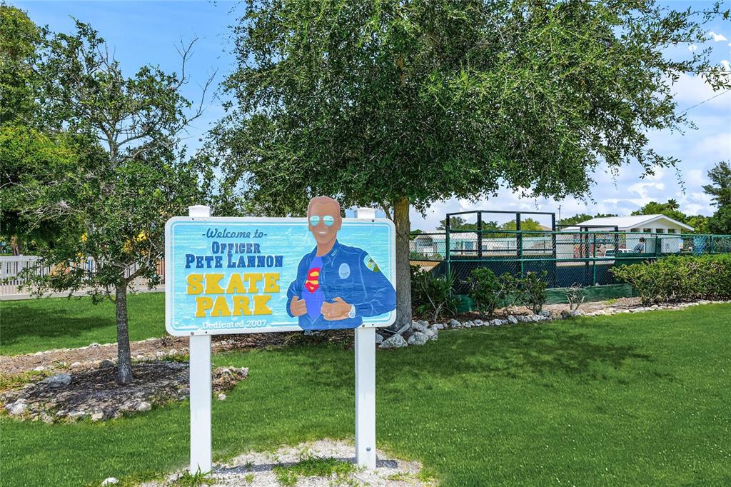 512 67th Street Holmes Beach, FL 34217 - Photo 19 of 25