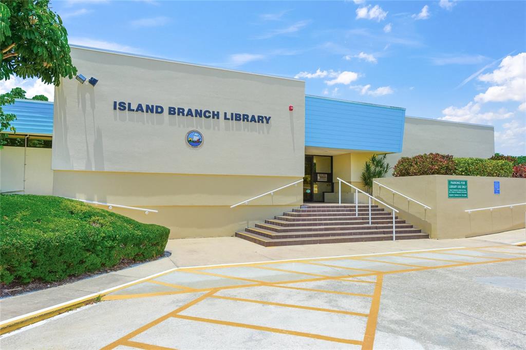 512 67th Street Holmes Beach, FL 34217 - Photo 23 of 25