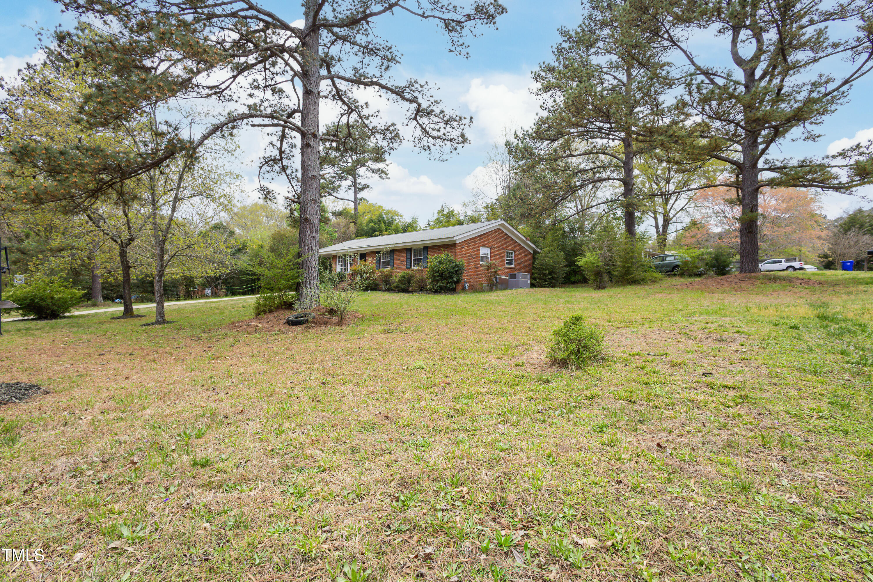 100 Oleander Road Carrboro, NC 27510 - Photo 20 of 25 R6II4962-Edit