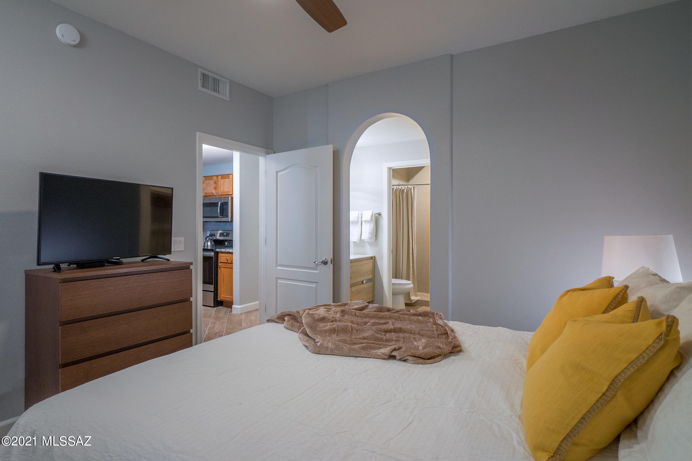 2550 East River Road, Unit 5105 Tucson, AZ 85718 - Photo 15 of 20