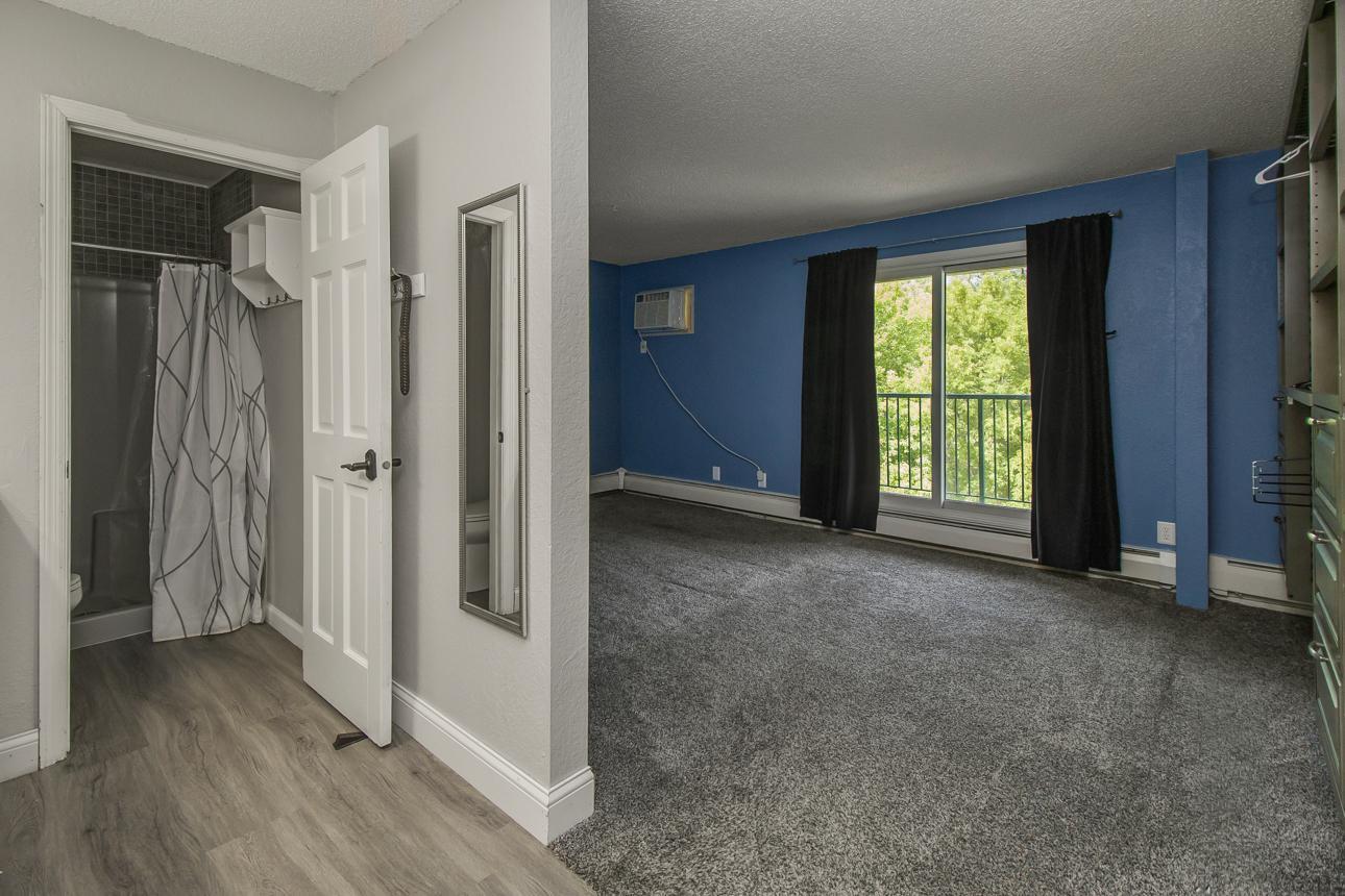 1700 Four Oaks Road, Unit 219 Eagan, MN 55121 - Photo 16 of 35