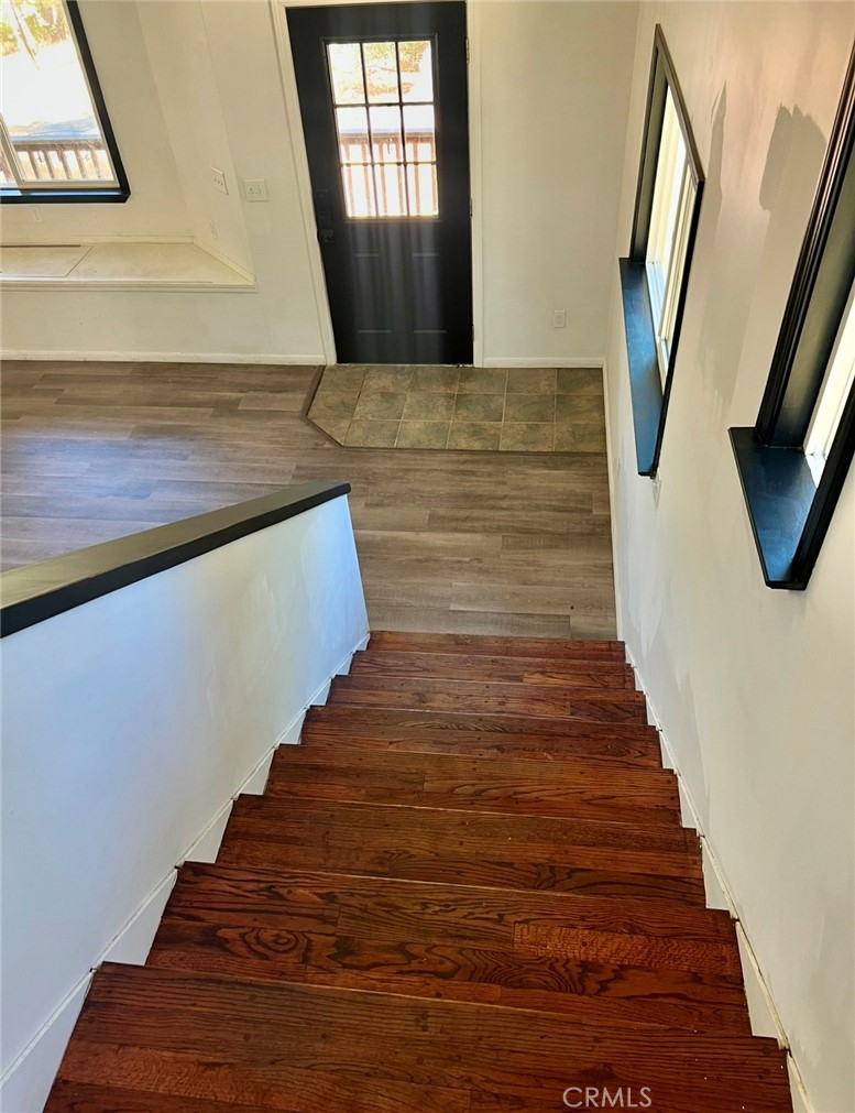 3616 Manzanita Road Mariposa, CA 95338 - Photo 6 of 18 a view of entryway