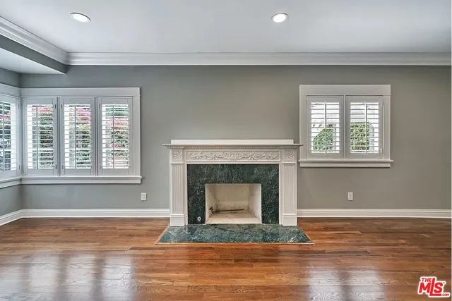 $11,500 | 515 South Van Ness Avenue, Los Angeles, CA 90020