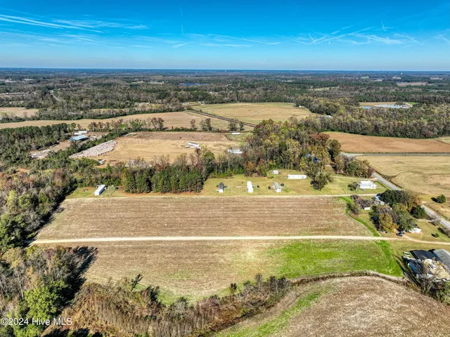 $160,000 | 125 Plina Lane, Beulaville, NC 28518