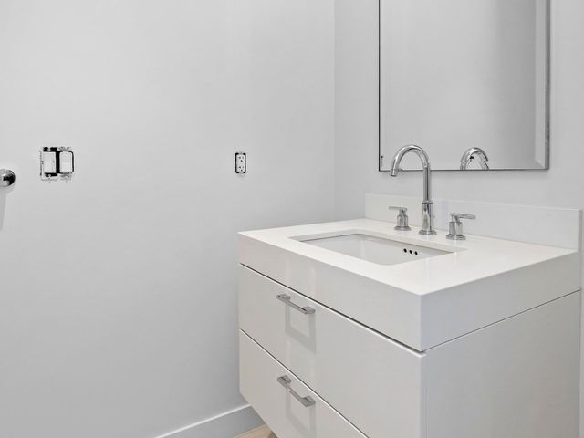 $1,875,000 | 300 Pier 4 Blvd., Unit 7K, Boston, MA 02210