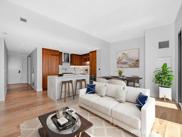 $1,875,000 | 300 Pier 4 Blvd., Unit 7K, Boston, MA 02210