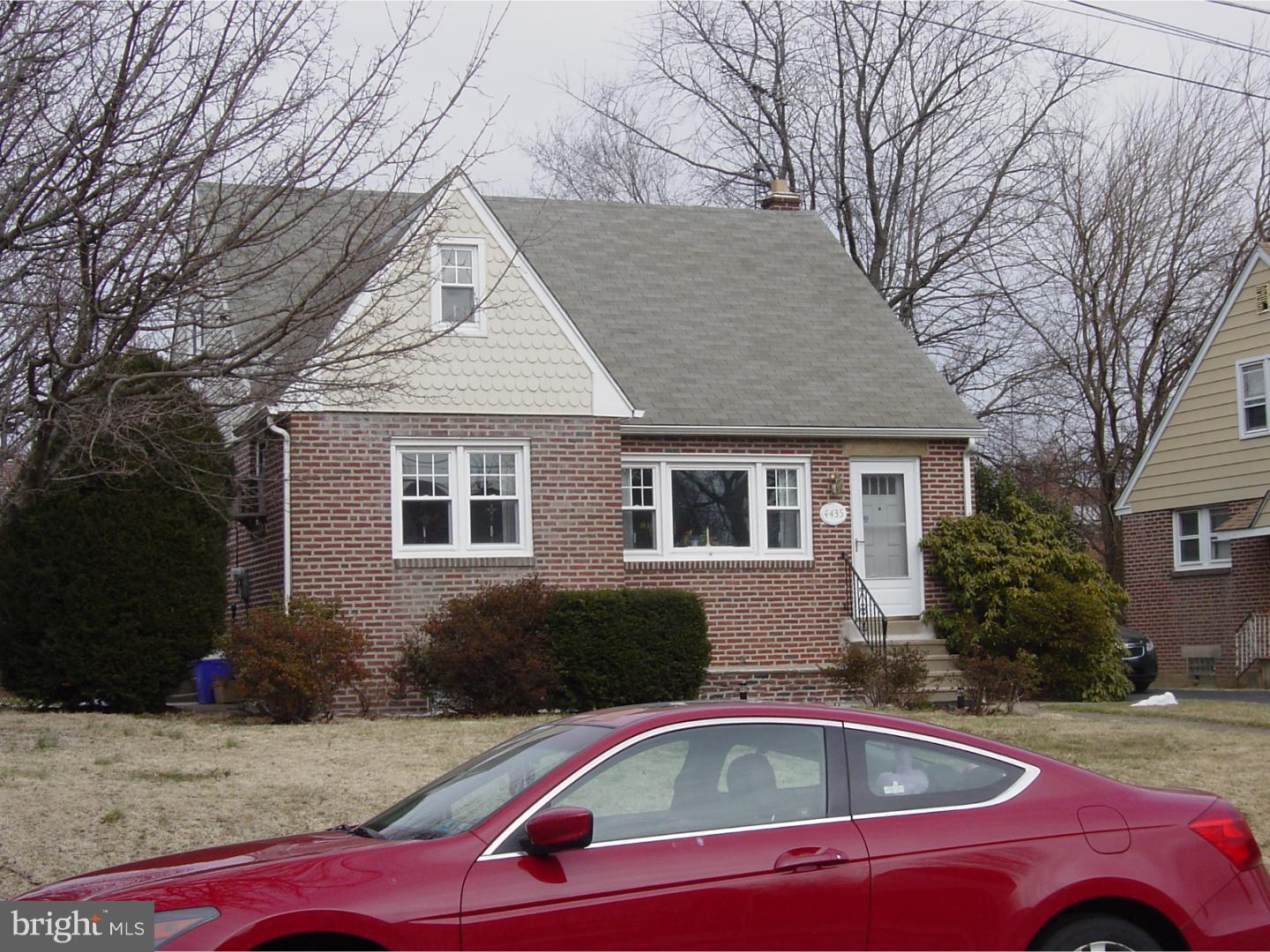 4435 Aberdale Road Philadelphia, PA 19136 - Photo 2 of 25