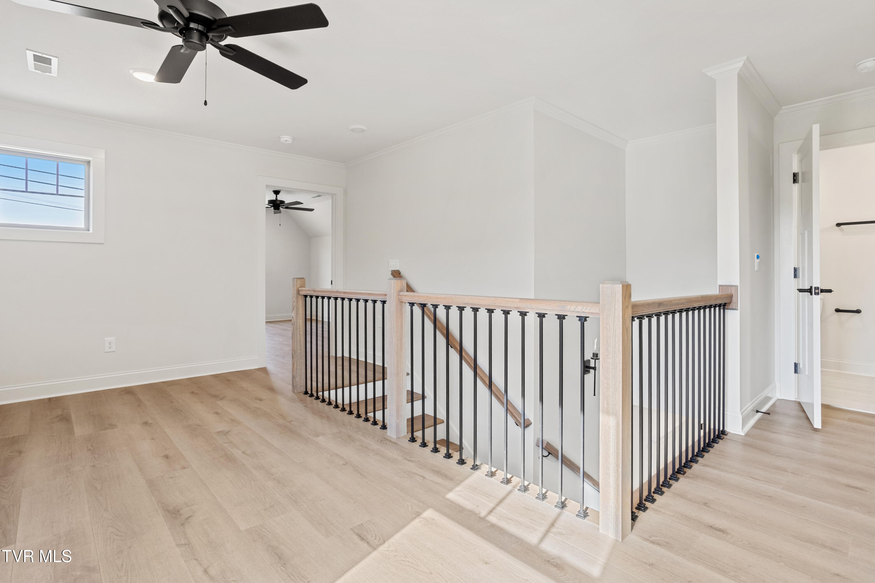 756 Tavern Hill Road Jonesborough, TN 37659 - Photo 20 of 41 Loft/Flex area