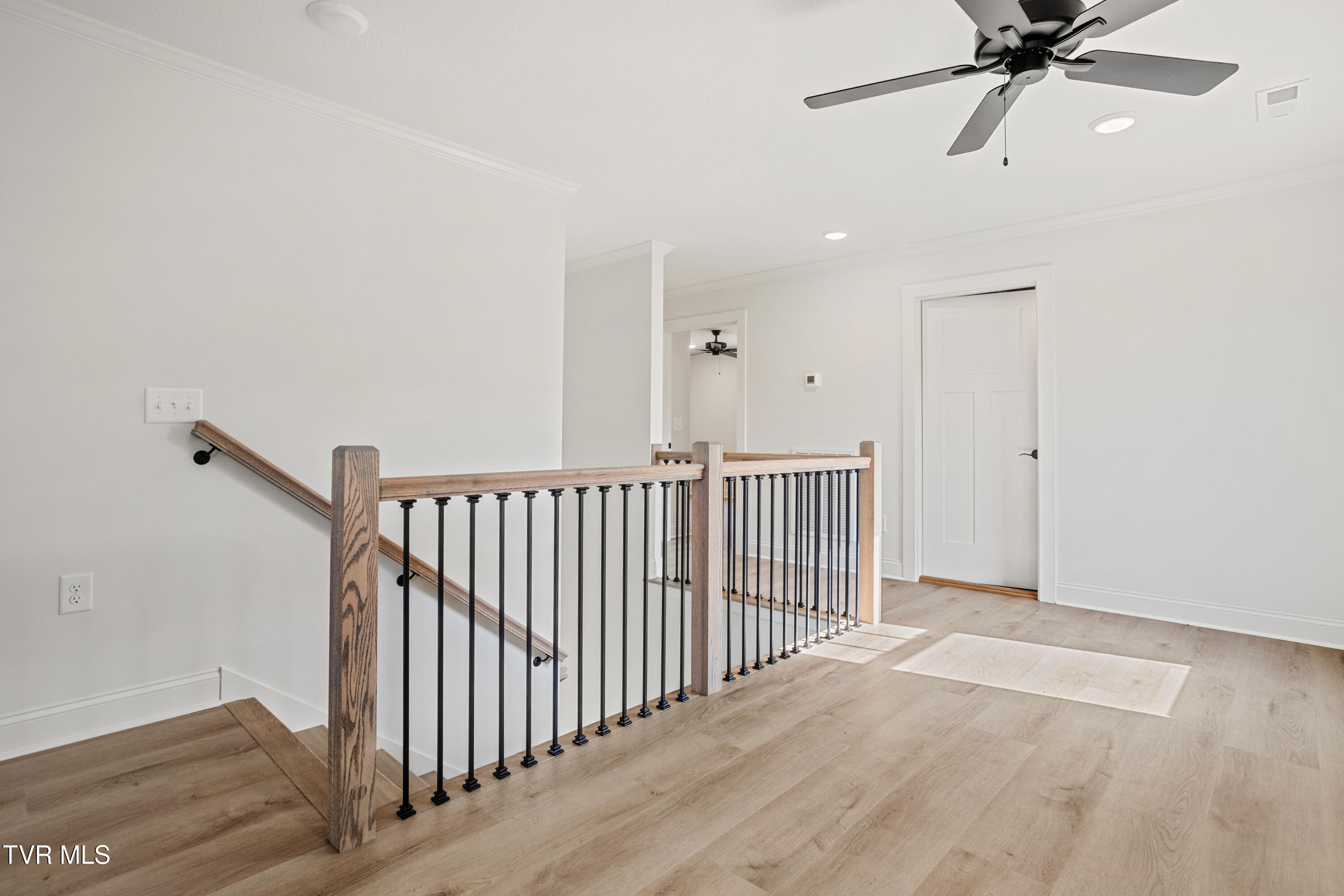 756 Tavern Hill Road Jonesborough, TN 37659 - Photo 21 of 41 Loft/Flex area