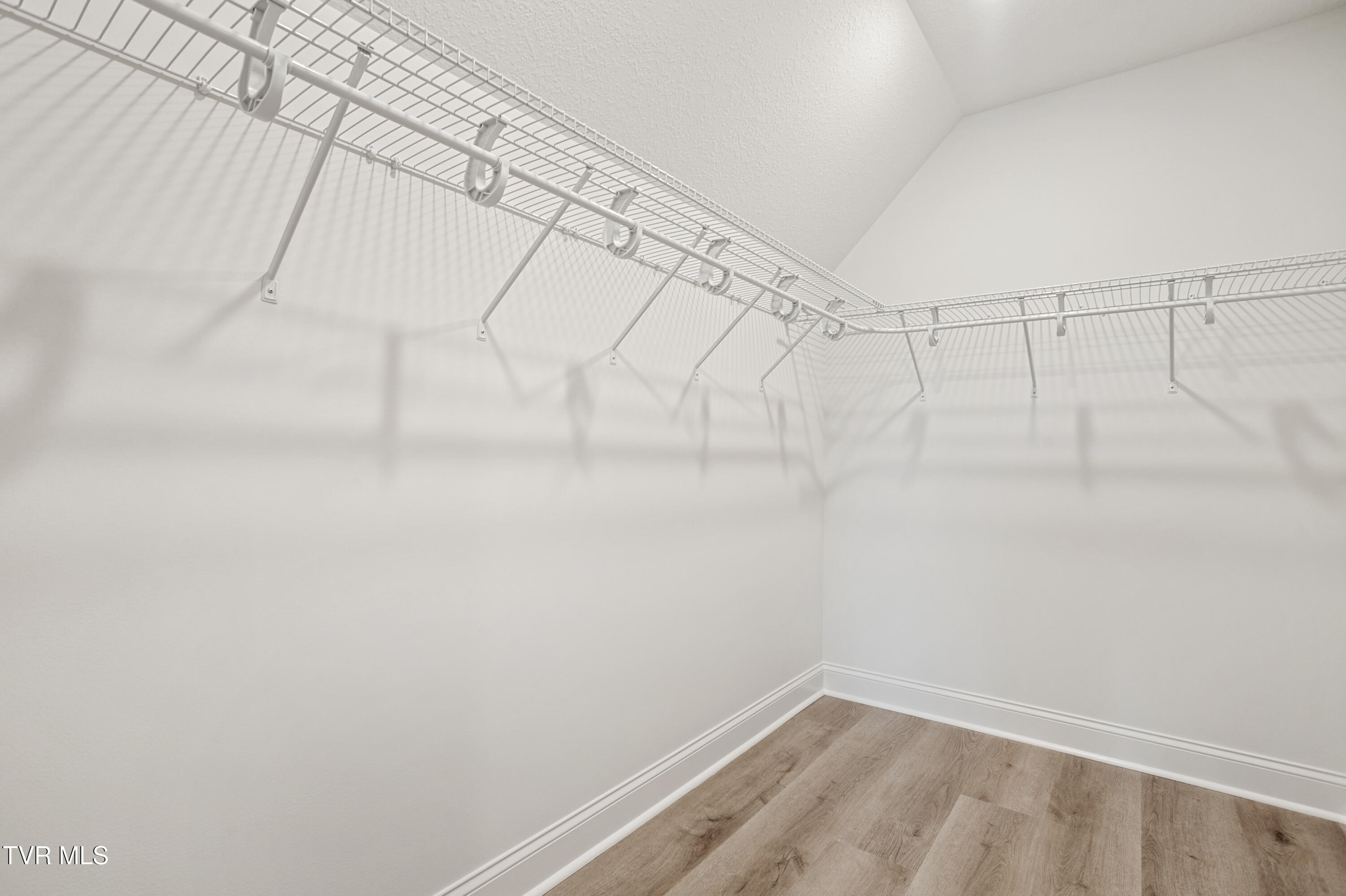 756 Tavern Hill Road Jonesborough, TN 37659 - Photo 23 of 41 Bedroom 2 closet
