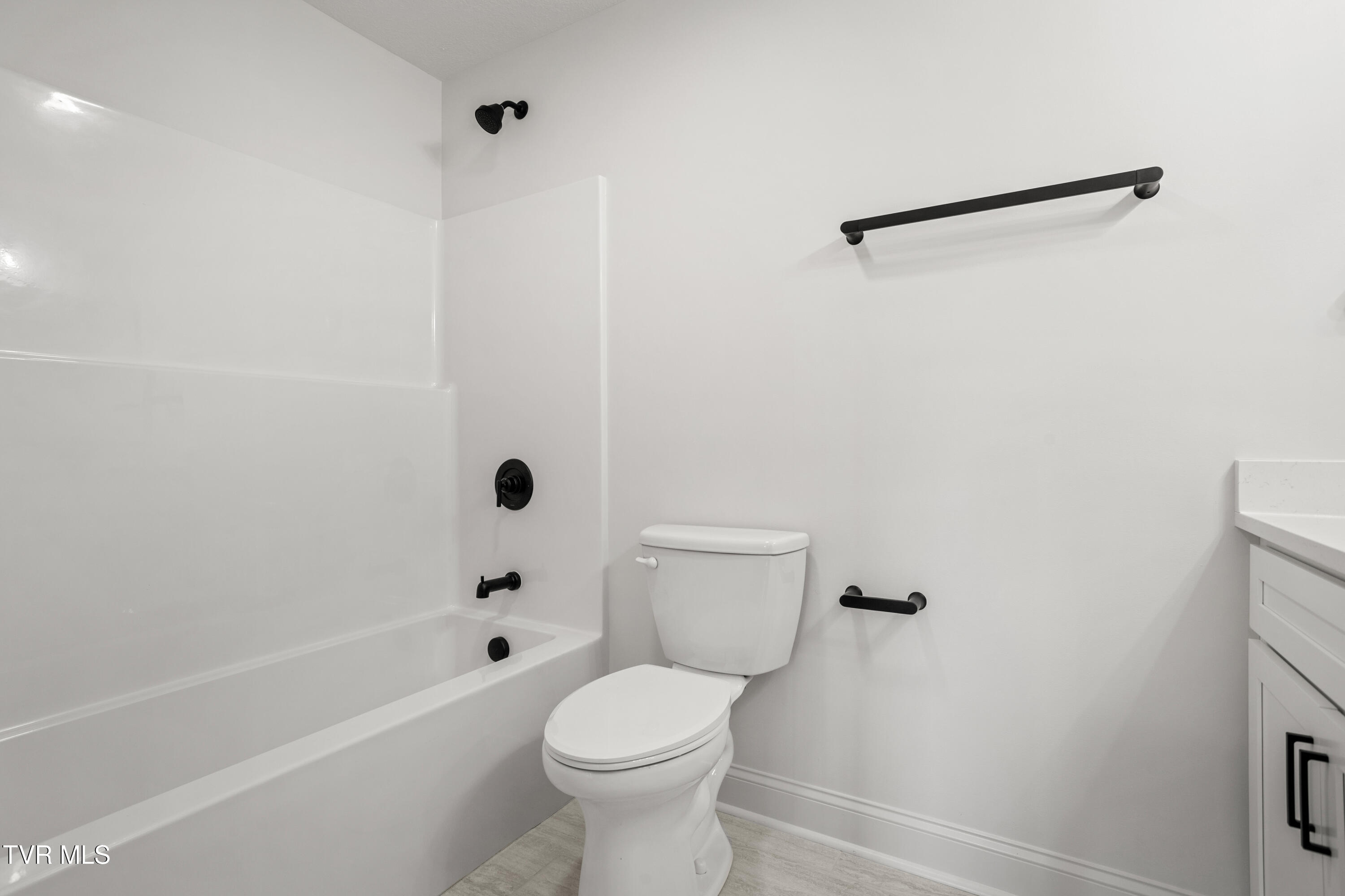 756 Tavern Hill Road Jonesborough, TN 37659 - Photo 24 of 41 Upstairs Barth