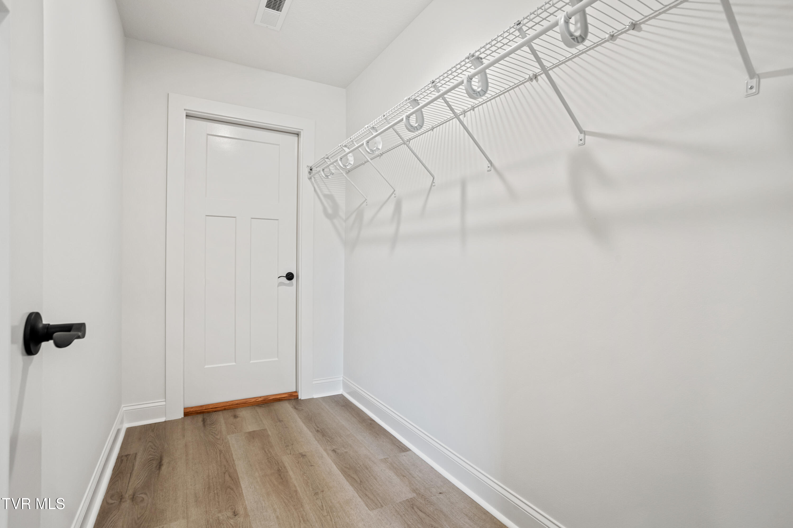 756 Tavern Hill Road Jonesborough, TN 37659 - Photo 27 of 41 Bedroom 3 closet