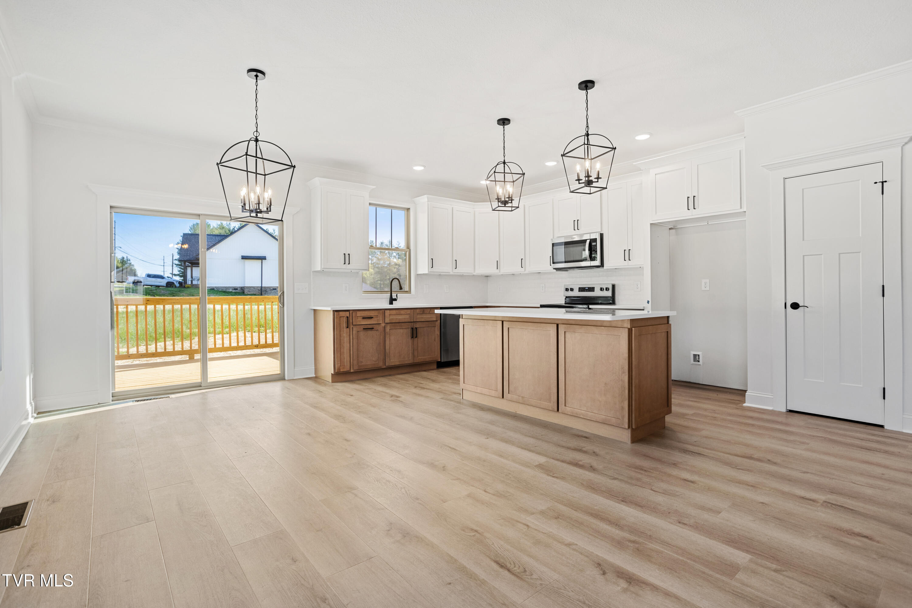 756 Tavern Hill Road Jonesborough, TN 37659 - Photo 6 of 41 756 Kitchen
