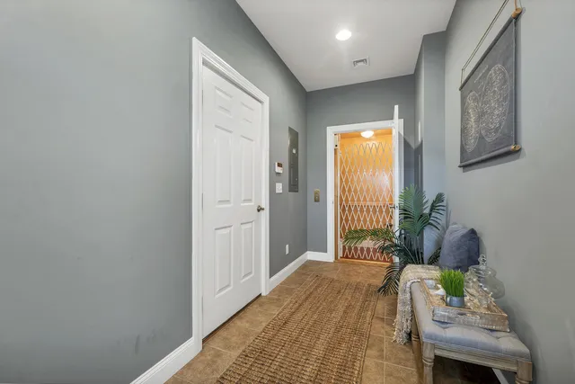 $699,000 | 17 Riverfront Drive, Unit 3, Manchester, NH 03102