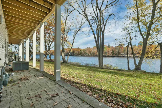 $699,000 | 17 Riverfront Drive, Unit 3, Manchester, NH 03102