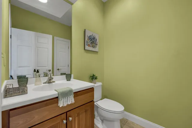 $699,000 | 17 Riverfront Drive, Unit 3, Manchester, NH 03102