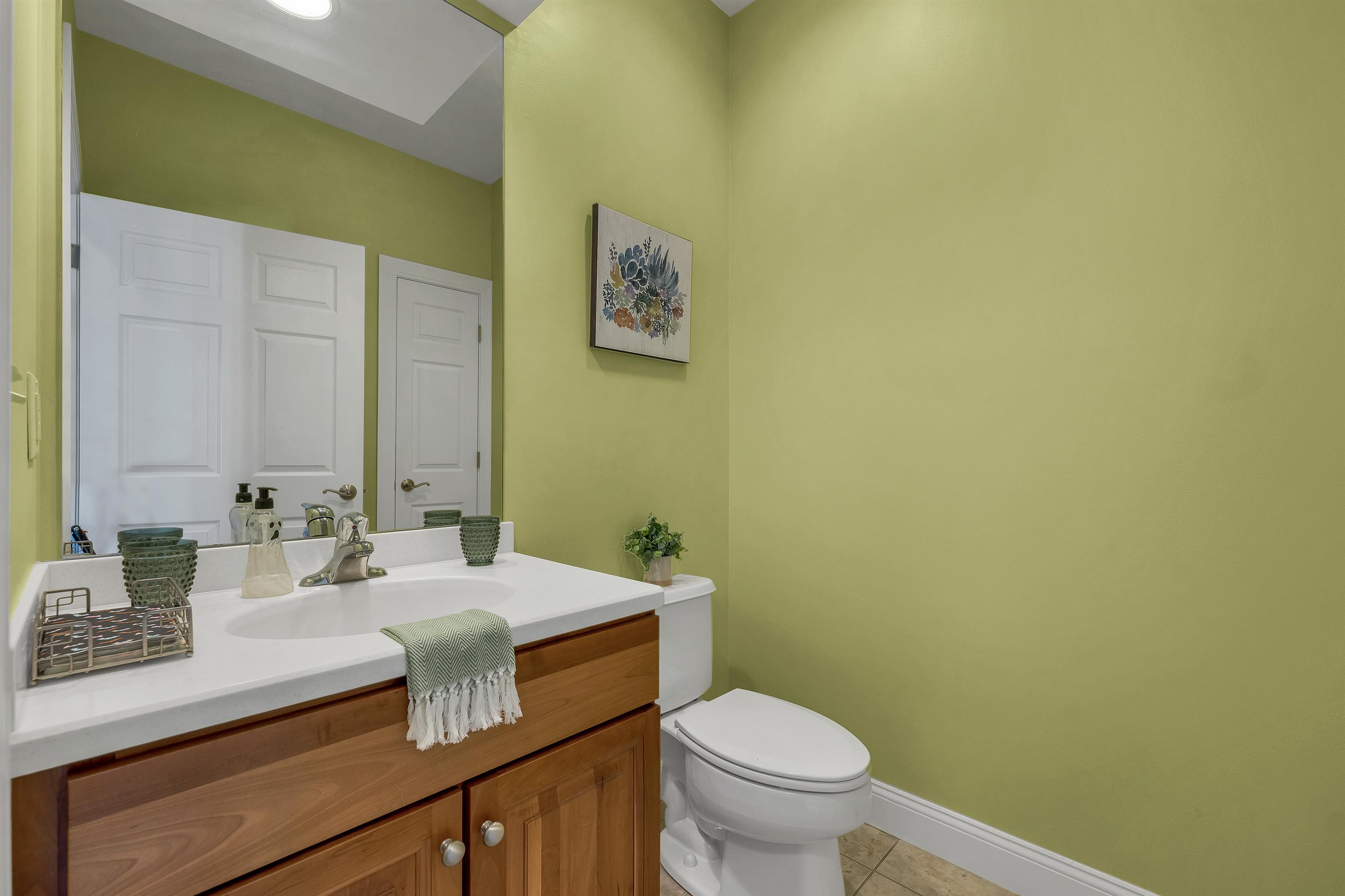 17 Riverfront Drive, Unit 3 Manchester, NH 03102 - Photo 34 of 55