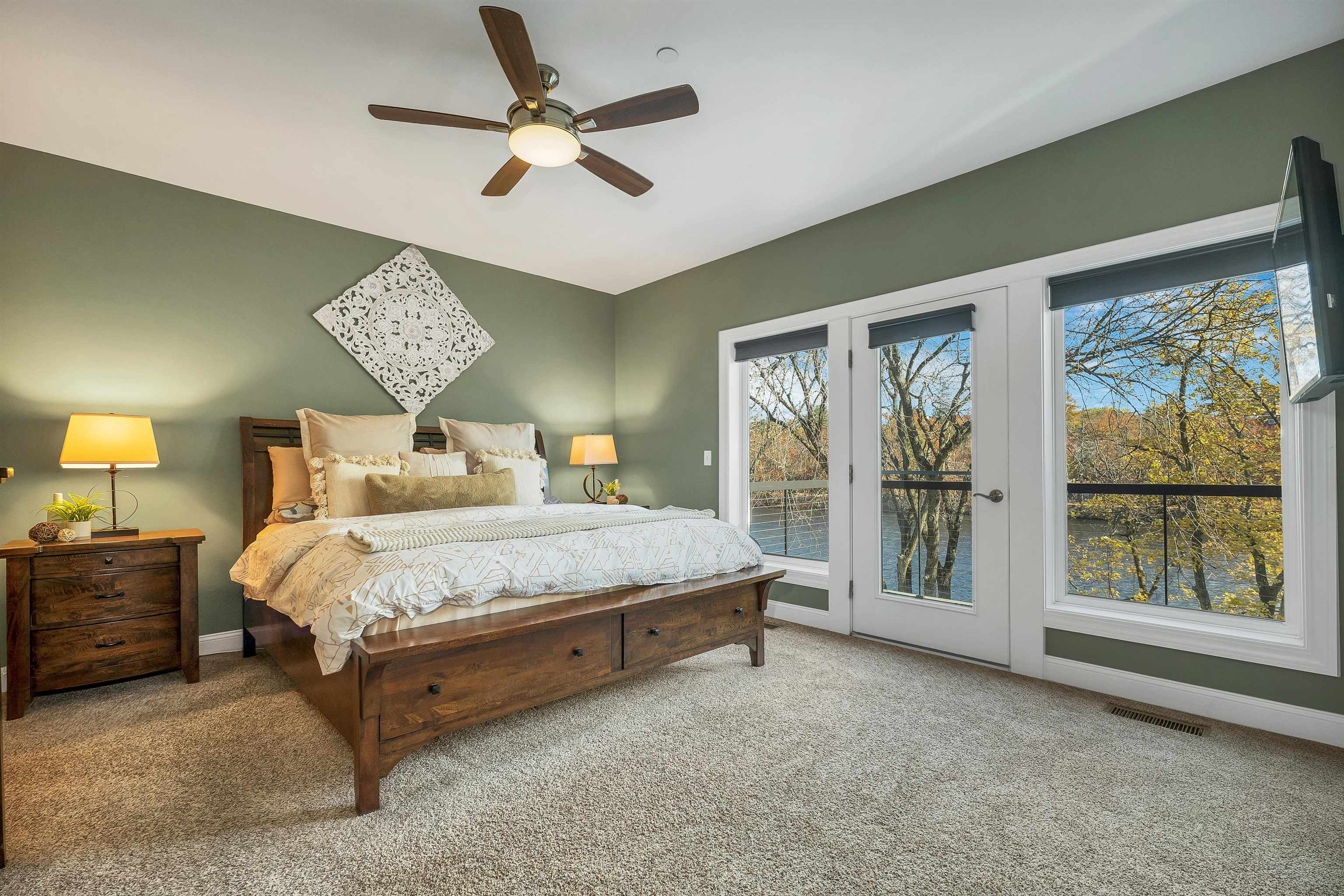 17 Riverfront Drive, Unit 3 Manchester, NH 03102 - Photo 36 of 55