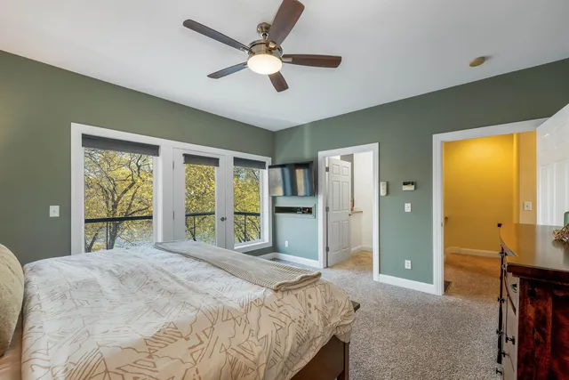 $699,000 | 17 Riverfront Drive, Unit 3, Manchester, NH 03102