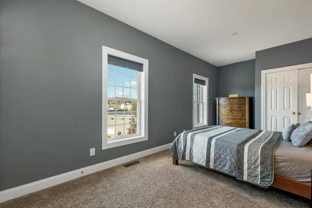 $699,000 | 17 Riverfront Drive, Unit 3, Manchester, NH 03102