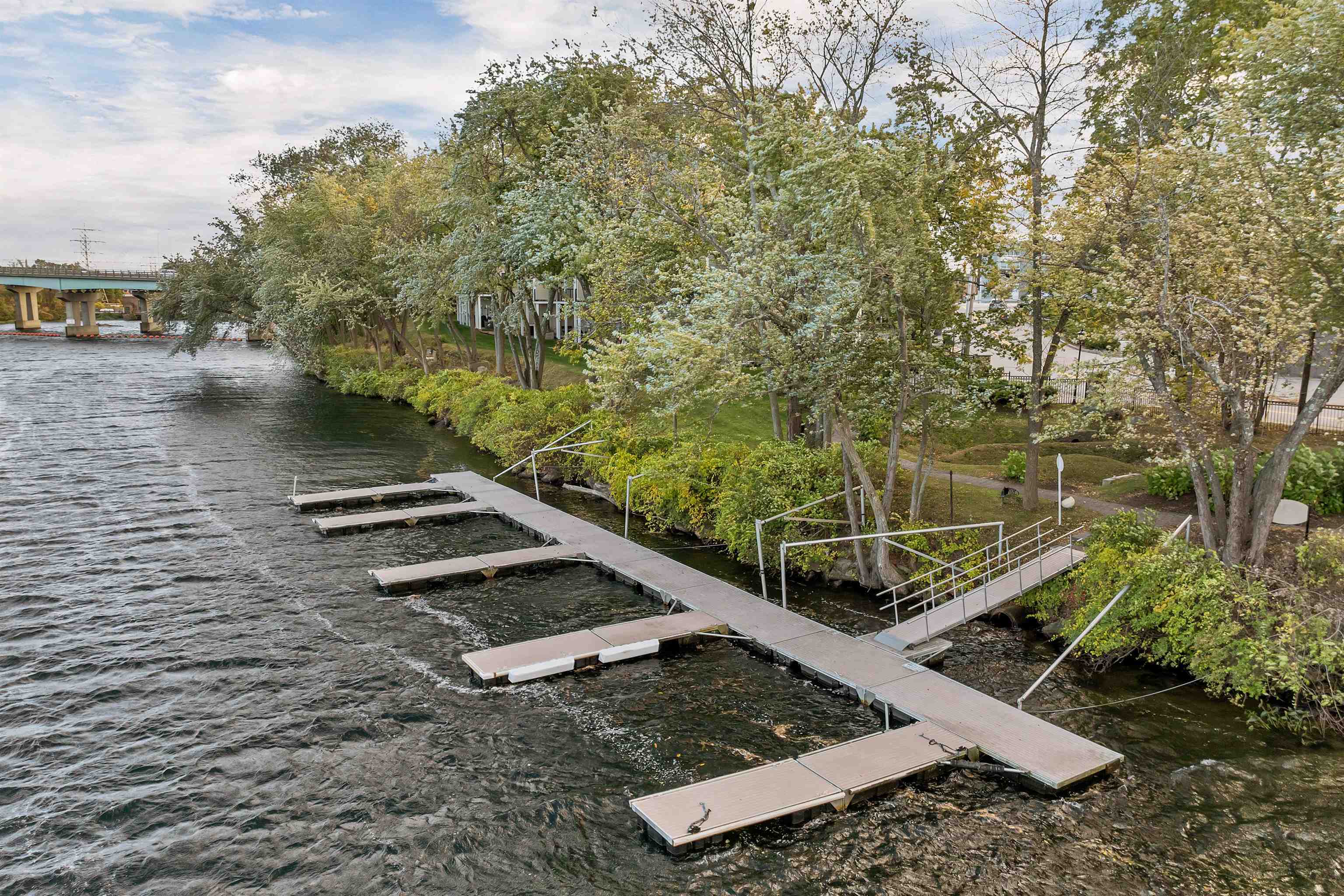 17 Riverfront Drive, Unit 3 Manchester, NH 03102 - Photo 5 of 55