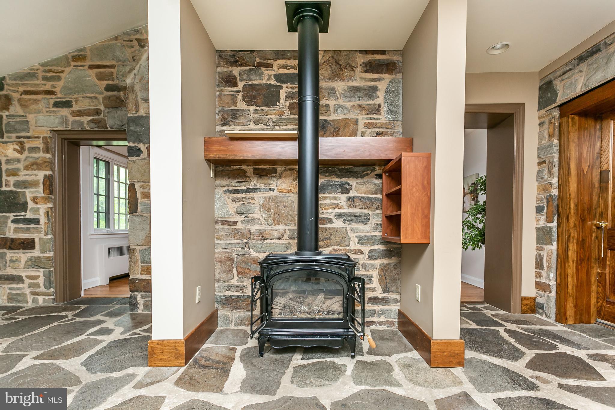 4 Springbriar Lane Baltimore, MD 21208 - Photo 11 of 64 Gallery Image 11
