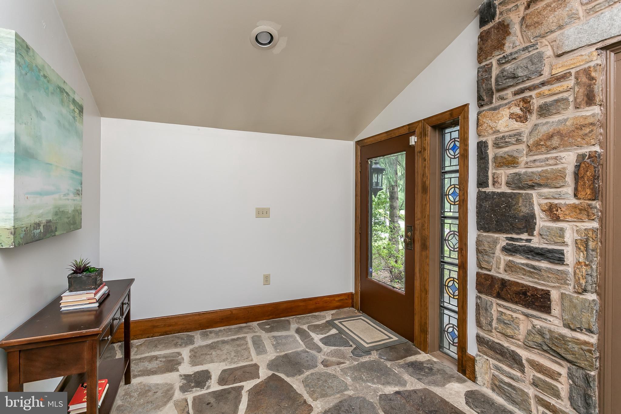 4 Springbriar Lane Baltimore, MD 21208 - Photo 6 of 64 Gallery Image 6