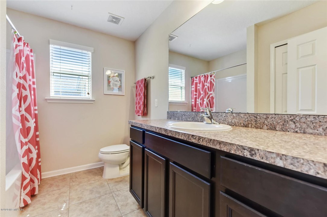234 Amber Ridge Road Jacksonville, FL 32218 - Photo 9 of 13 Gallery Image 9