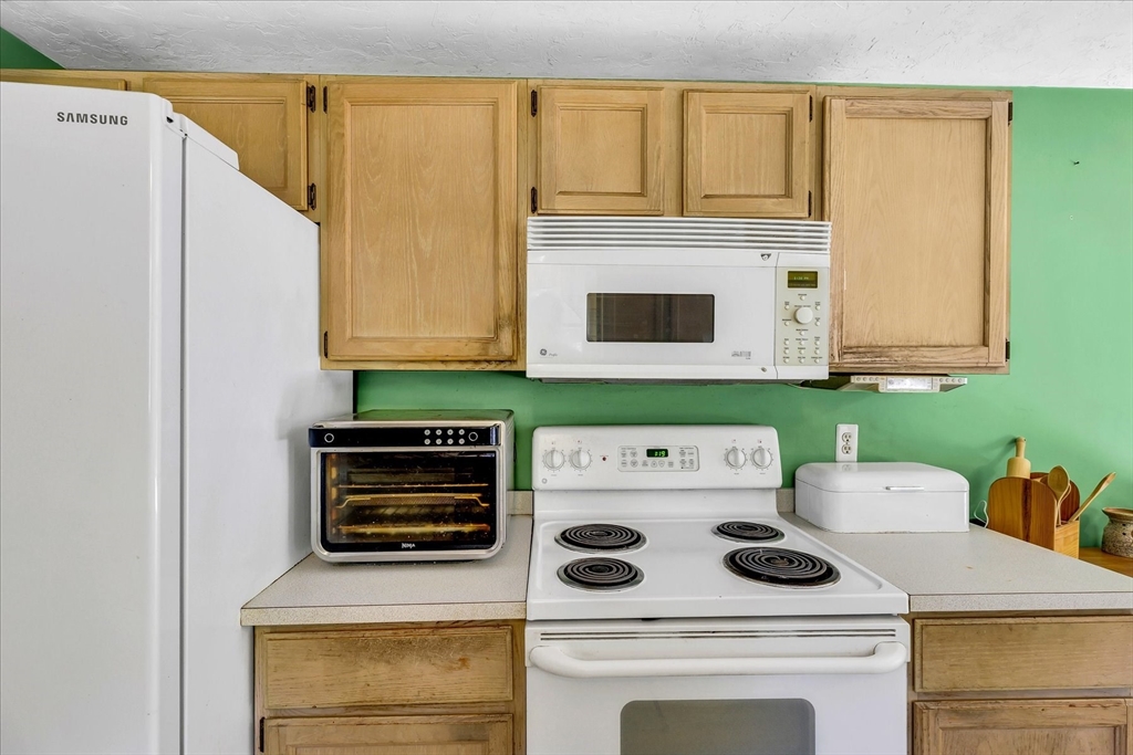 25 Great Woods Road Plymouth, MA 02360 - Photo 14 of 42