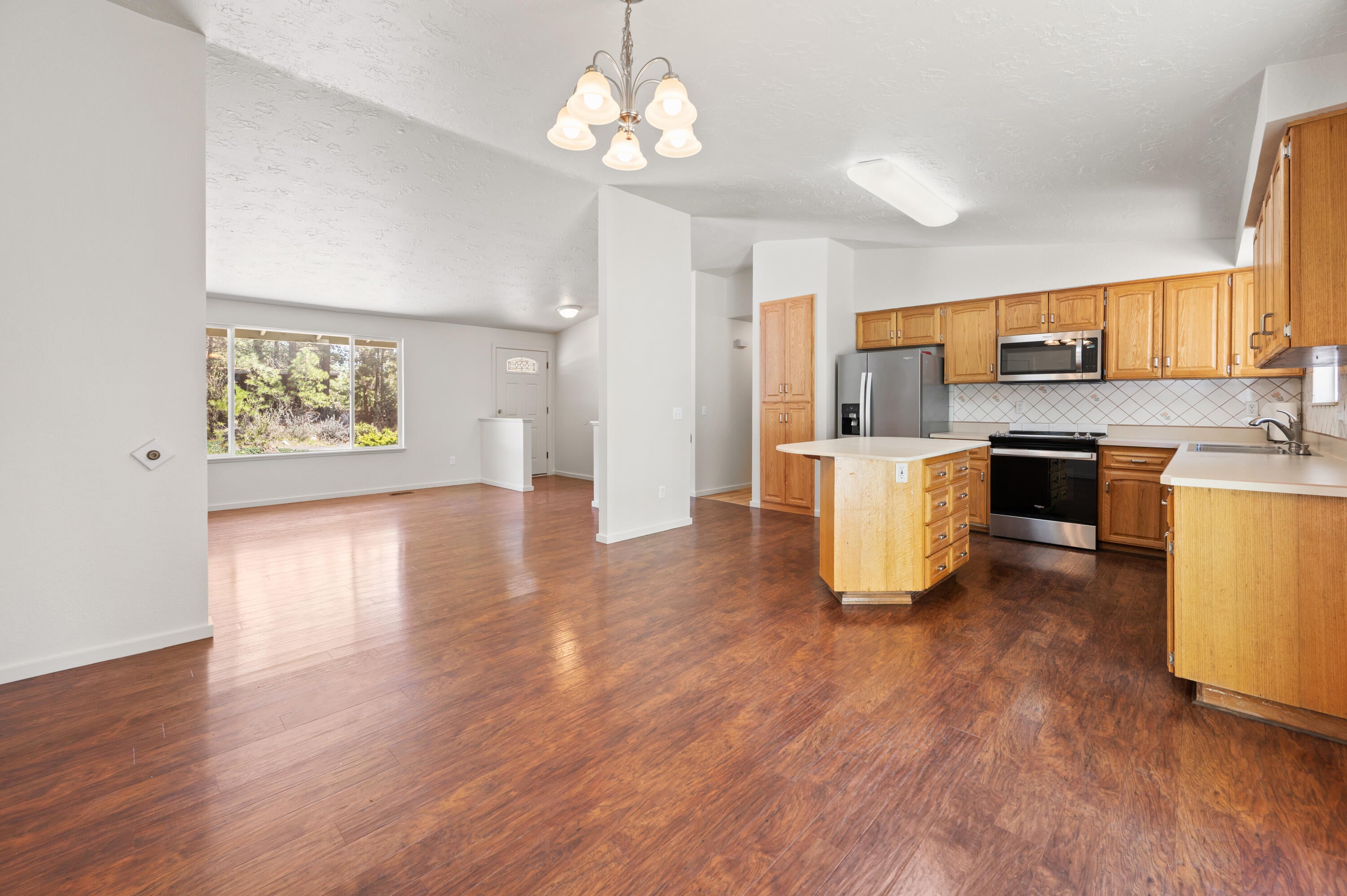 61207 Travis Road Bend, OR 97702 - Photo 22 of 48 61207TravisRd-22
