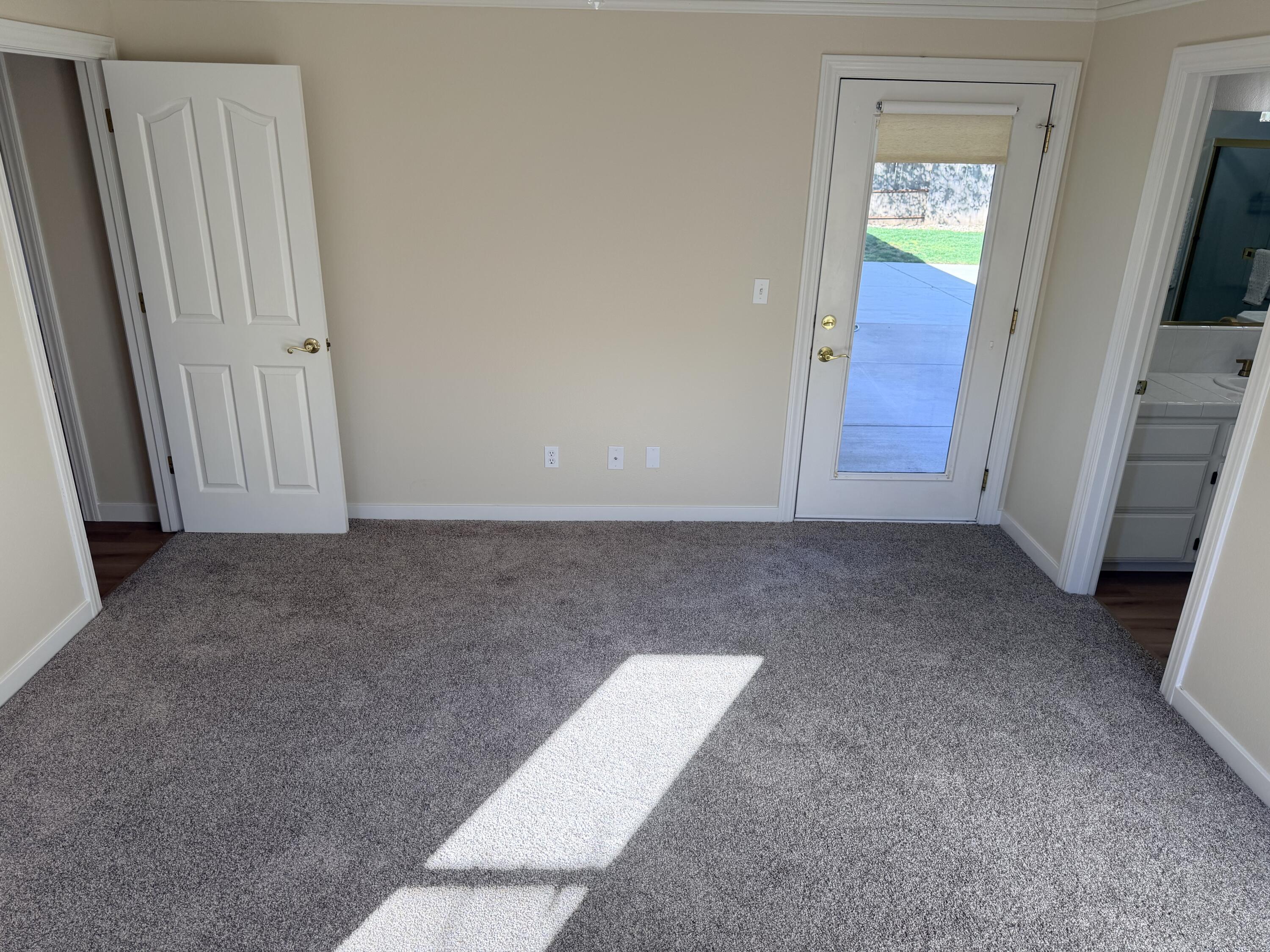 4365 Heather Ridge Lane Redding, CA 96001 - Photo 11 of 21 an empty room with windows