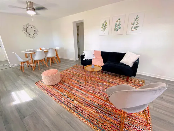 $2,900 | 344 Northwest 7th Avenue, Delray Beach, FL 33444