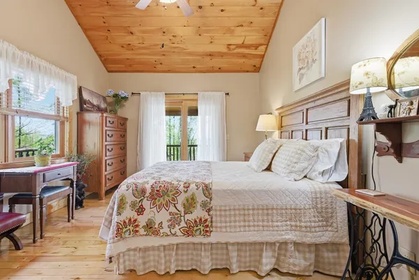 $494,000 | 292 Hollyberry Circle, Hayesville, NC 28904