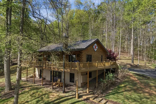 $494,000 | 292 Hollyberry Circle, Hayesville, NC 28904