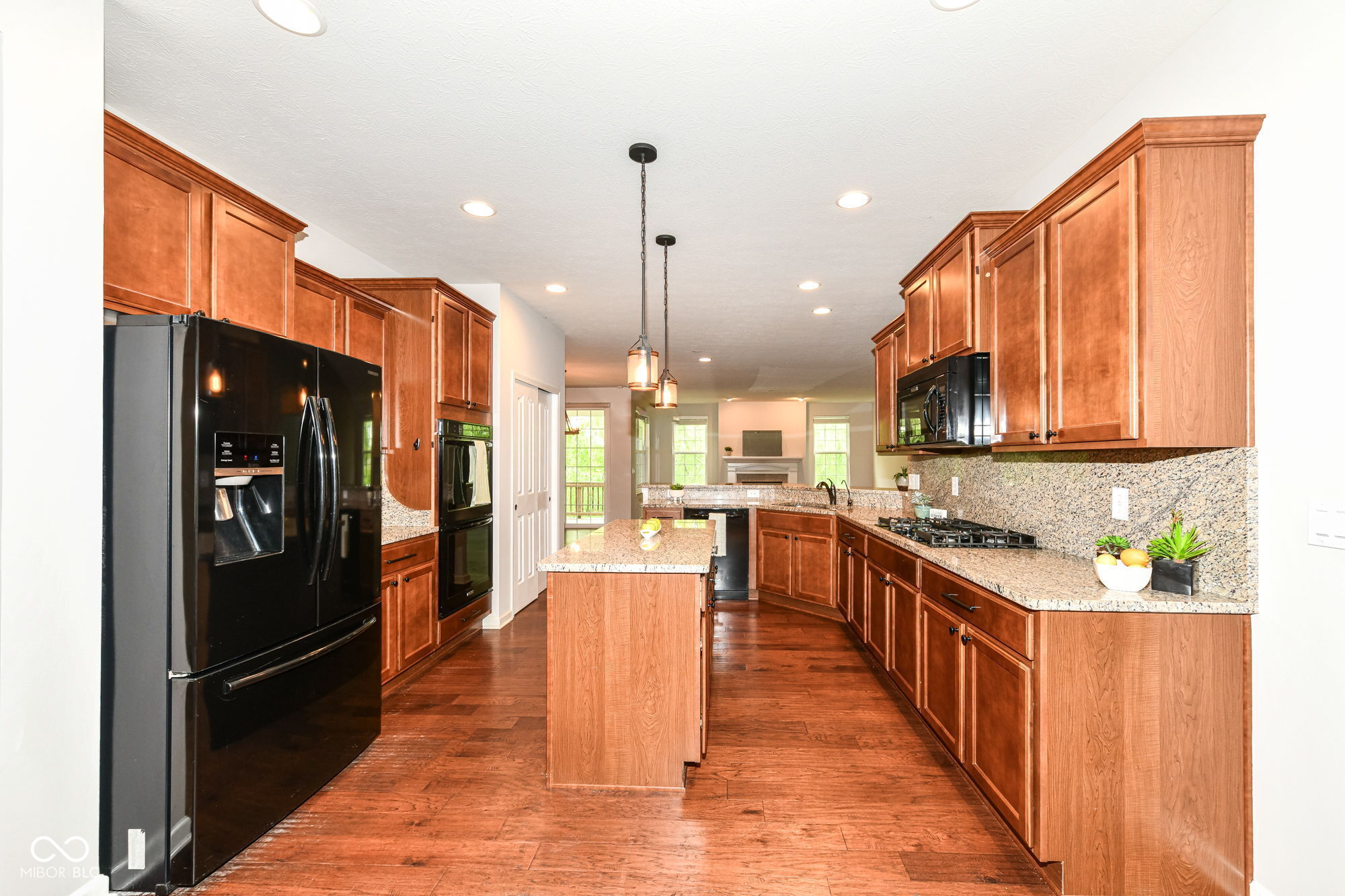 14375 Pendragon Way Fishers, IN 46037 - Photo 15 of 39