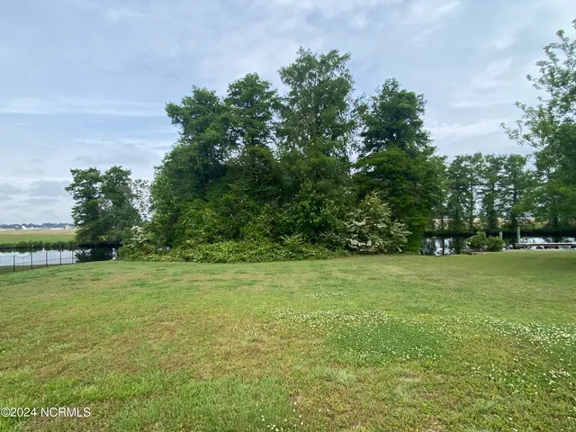 $149,900 | 167 Pelican Pointe Drive, Elizabeth City, NC 27909