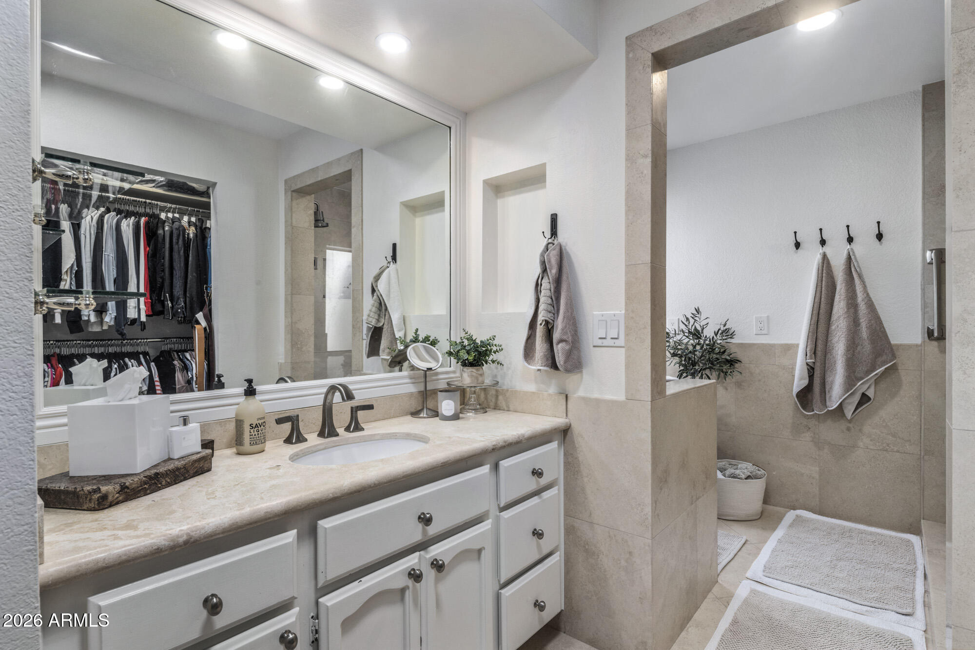 5409 North 25th Street Phoenix, AZ 85016 - Photo 23 of 41 Primary Bath