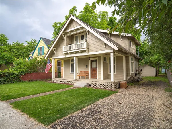$335,000 | 618 East 9th Avenue, Spokane, WA 99202