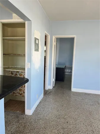 $2,000 | 1006 Casuarina Road, Unit 12, Delray Beach, FL 33483