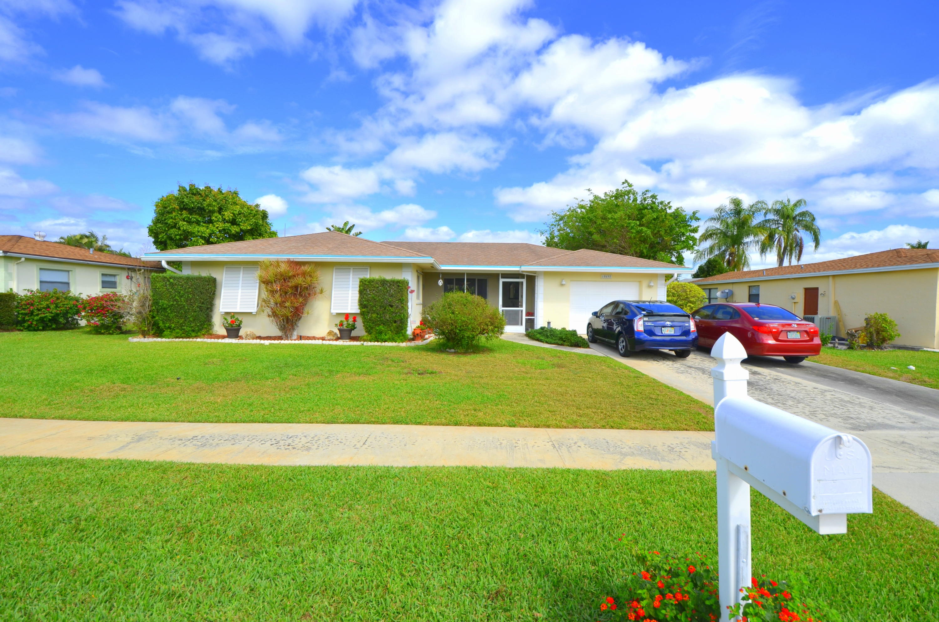 10695 Eland Street Boca Raton, FL 33428 - Photo 1 of 25 Front